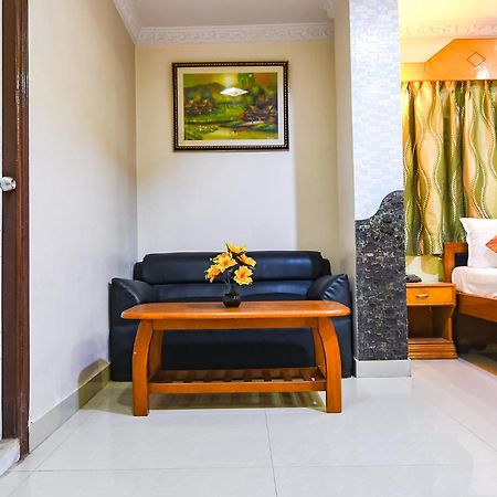 Fabexpress Wild Orchid - 800M From Medica Superspecialty Hospital Hotel Calcutá Exterior foto
